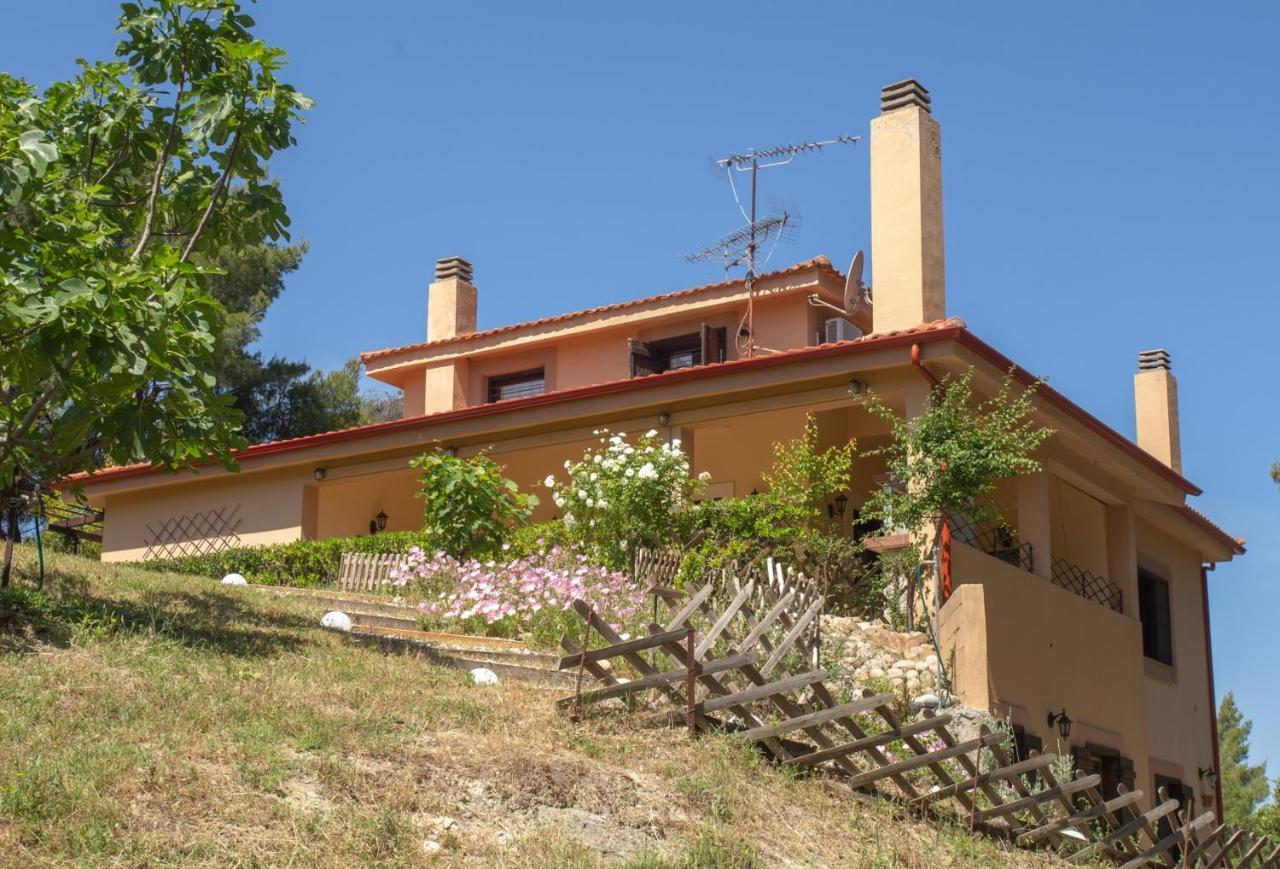 Residence On The Hill Near The Sea Siviri Bagian luar foto